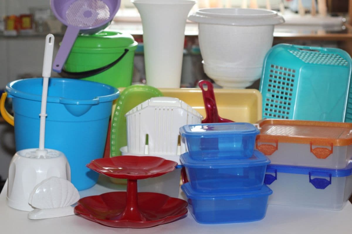 انتخاب ظروف پلاستیکی؛ نکات کلیدی و مهم!