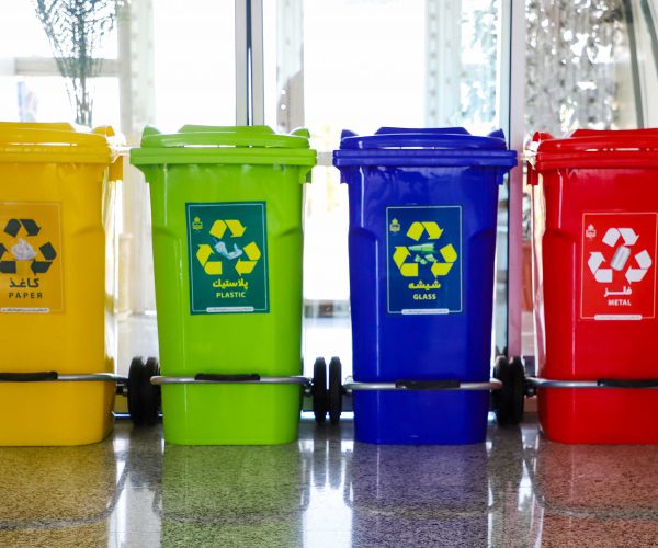 مقایسه اندازه‌های سطل‌های پلاستیکی: چه زمانی کدام را انتخاب کنیم؟