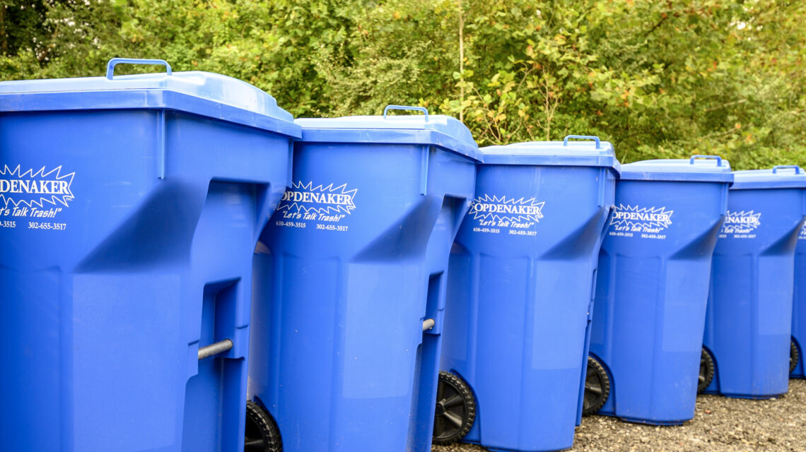 راهنمای خرید سطل پلاستیکی با قفل بو